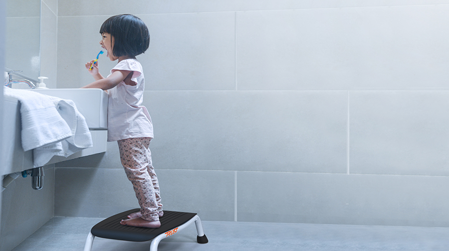 TrustCare Lets Step - Duschpall i modern design